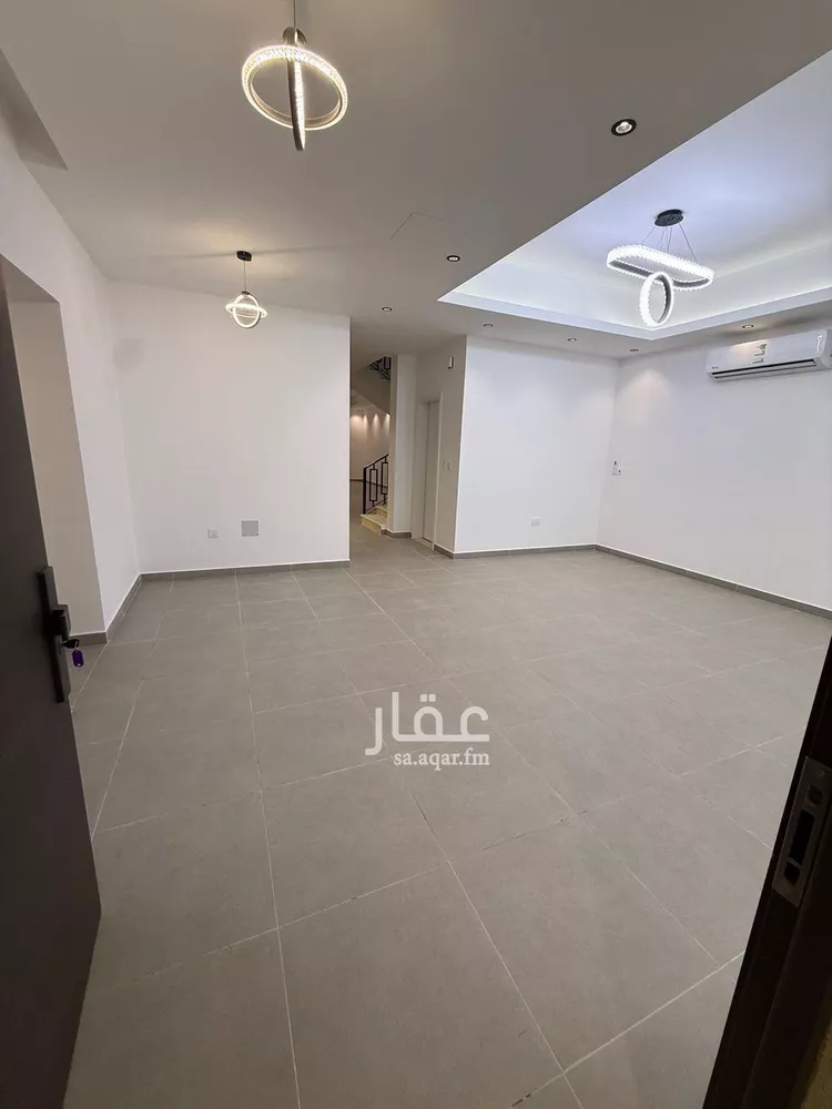 فيلا للإيجار في شارع 556, حي النرجس, مدينة الرياض, منطقة الرياض صورة 3
