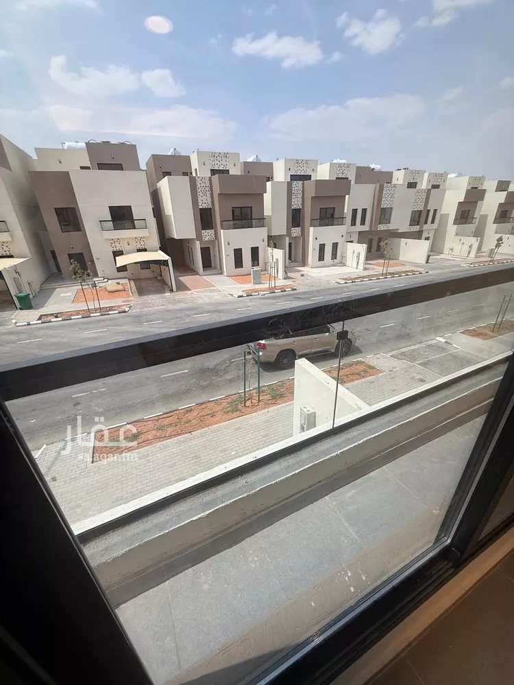 فيلا للإيجار في شارع 1016, حي النرجس, مدينة الرياض, منطقة الرياض 24
