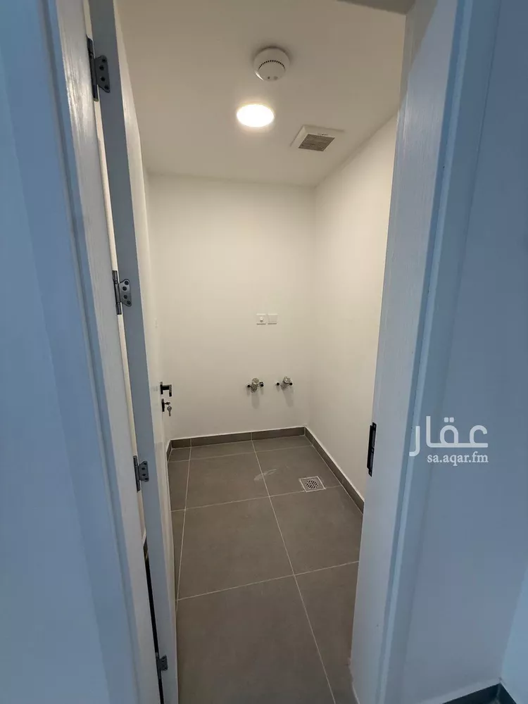 فيلا للإيجار في شارع 893, حي النرجس, مدينة الرياض, منطقة الرياض 30