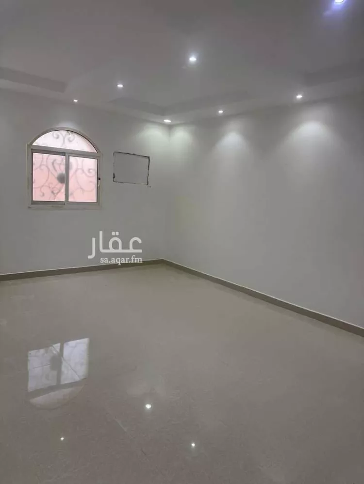 فيلا للإيجار في شارع سلمة بن شبيب, حي طويق, مدينة الرياض, منطقة الرياض