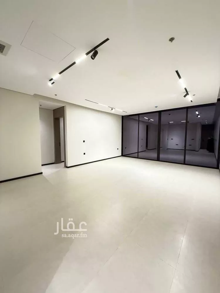 شقة للإيجار في شارع رقم 324, حي الملقا, مدينة الرياض, منطقة الرياض صورة 2