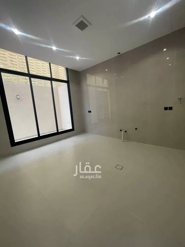 فيلا للبيع في شارع عقبة بن كعب, حي العريجاء الغربي, مدينة الرياض, منطقة الرياض 10