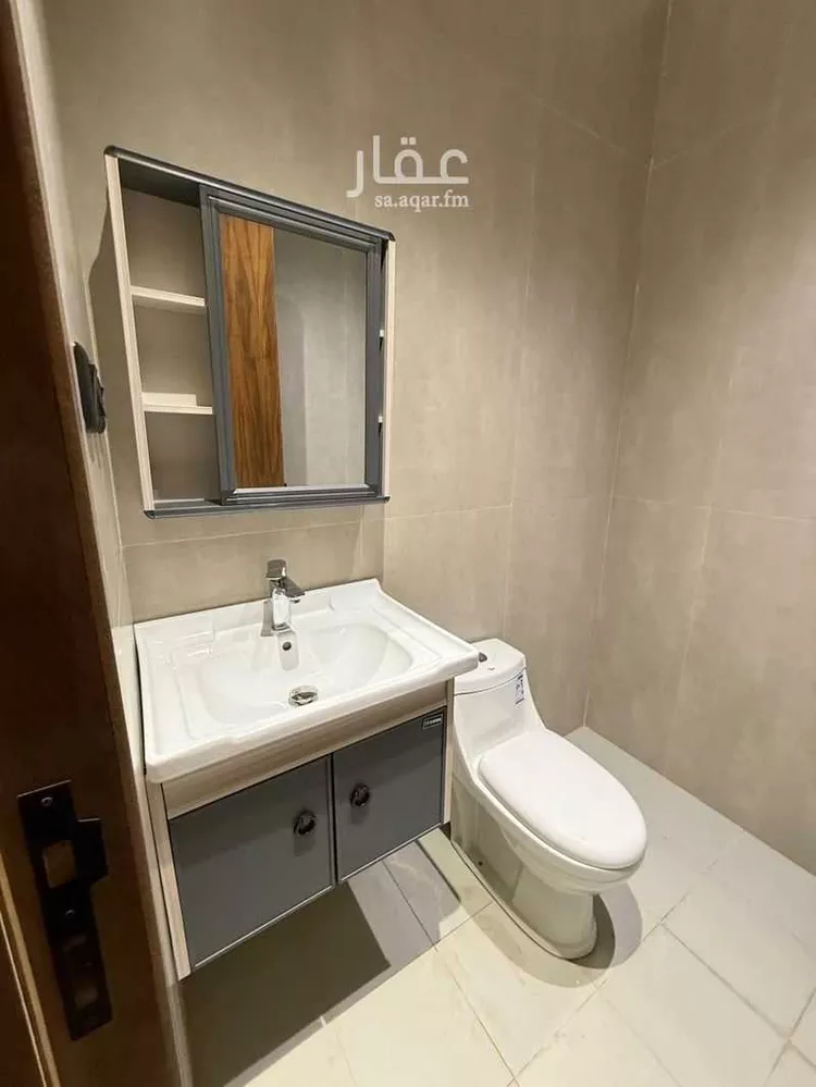 شقة للإيجار في شارع حفصة بنت عمر ، حي الروضة ، الرياض ، منطقة الرياض صورة 3