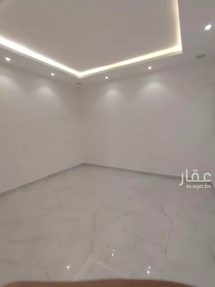 فيلا للبيع في شارع يحيى بن خالد البرمكي ، حي المهدية ، الرياض ، منطقة الرياض صورة 2