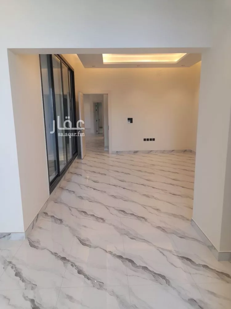 فيلا للبيع في شارع زهير بن العلاء العبسي, حي العارض, مدينة الرياض, منطقة الرياض صورة 2