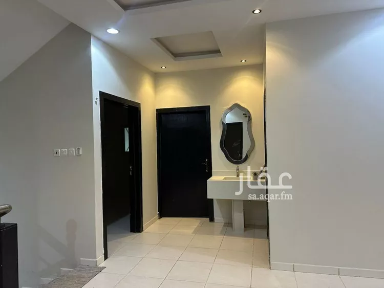 فيلا للإيجار في شارع رقم 306, حي المونسية, مدينة الرياض, منطقة الرياض صورة 4