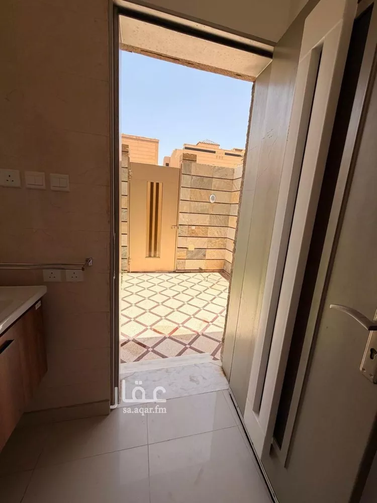Floor for Rent in Riyadh Al Yasmin صورة 3