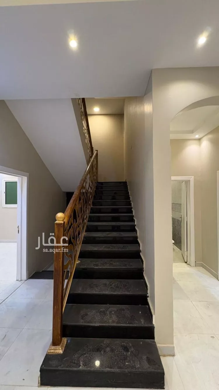 فيلا للإيجار في شارع التبريزي, حي المهدية, مدينة الرياض, منطقة الرياض صورة 4