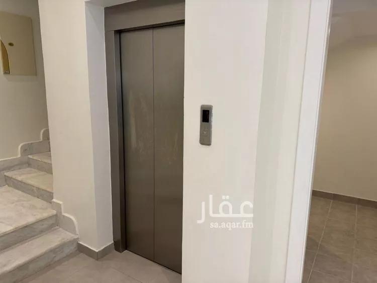 فيلا للبيع في شارع زهير بن العلاء العبسي, حي العارض, مدينة الرياض, منطقة الرياض صورة 3