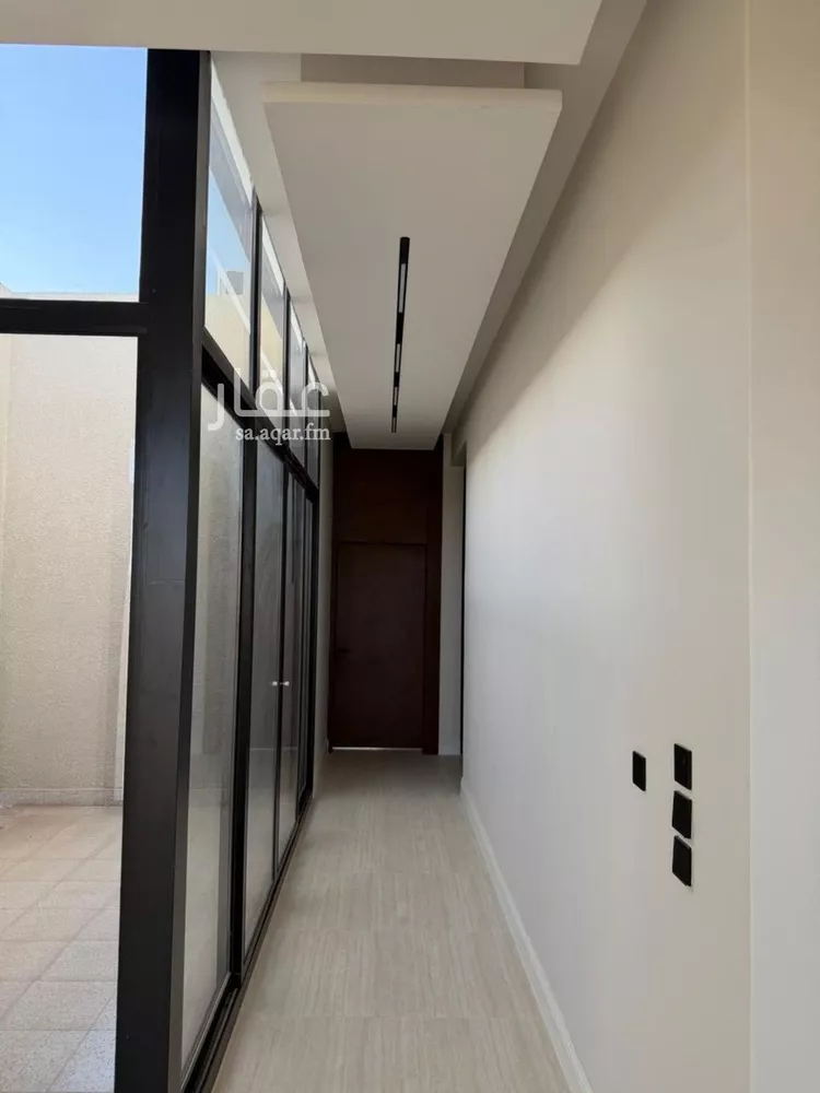 فيلا للإيجار في شارع يوسف السيرافي, حي العارض, مدينة الرياض, منطقة الرياض صورة 5