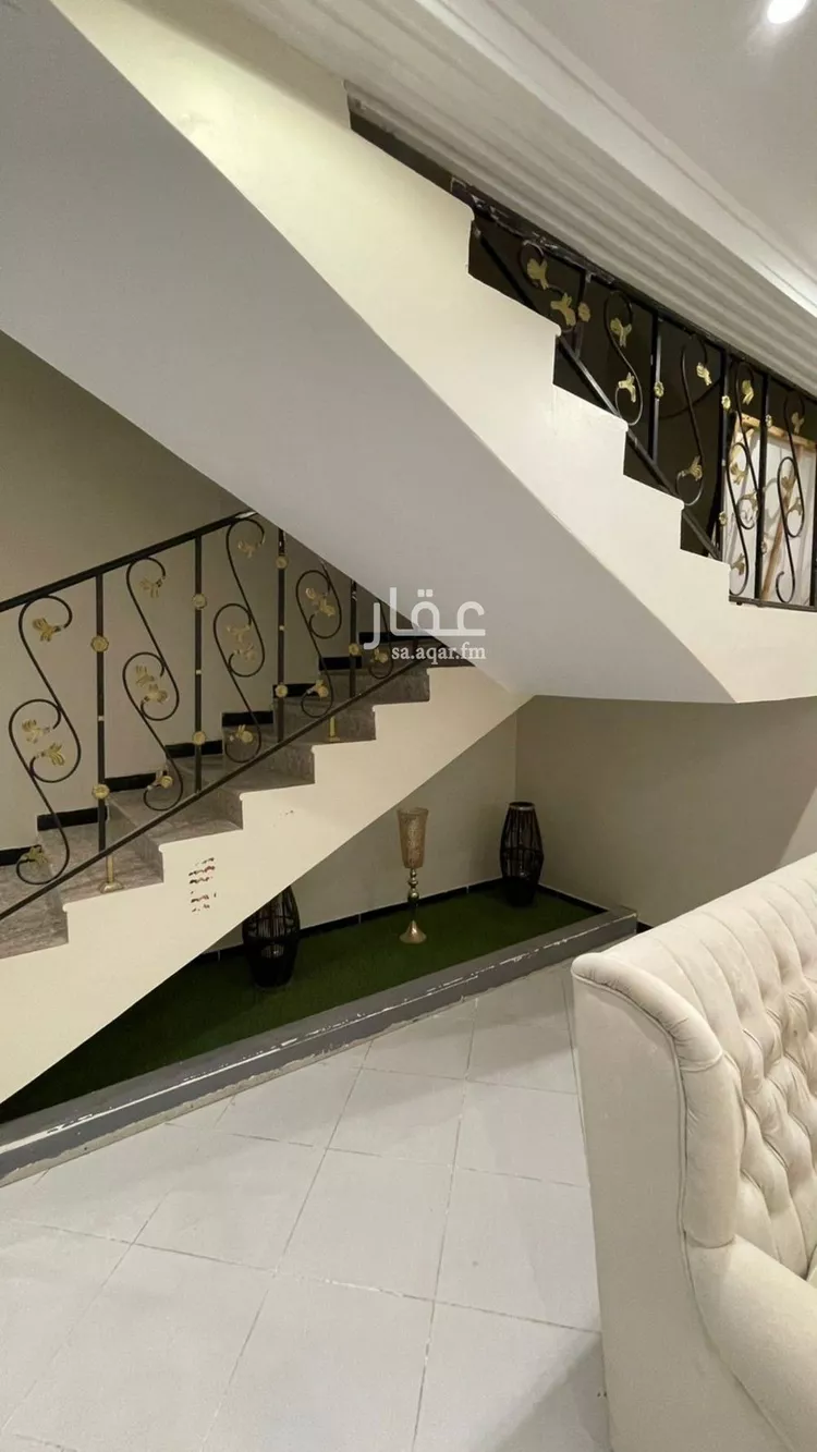 فيلا للإيجار في شارع رقم 306, حي المونسية, مدينة الرياض, منطقة الرياض