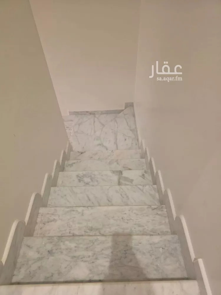 فيلا للبيع في شارع زهير بن العلاء العبسي, حي العارض, مدينة الرياض, منطقة الرياض صورة 4