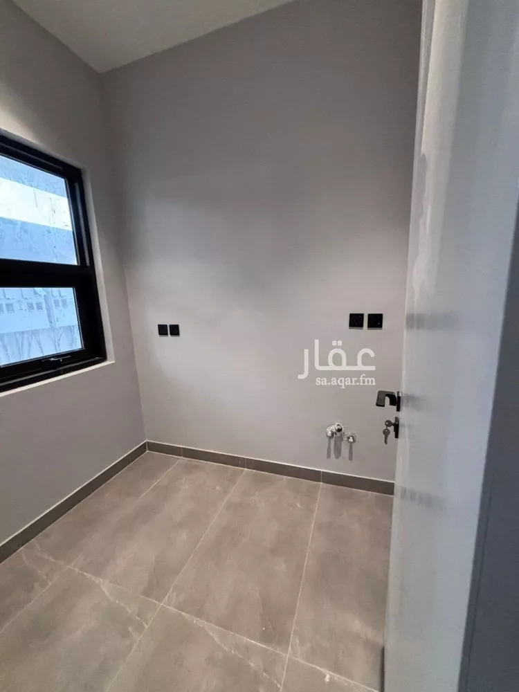 شقة للبيع في شارع محمد بن عبدالعزيز العجاجي, حي القيروان, مدينة الرياض, منطقة الرياض صورة 2