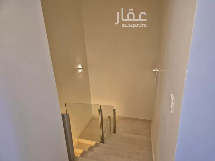 فيلا للبيع في شارع زهير بن العلاء العبسي, حي العارض, مدينة الرياض, منطقة الرياض صورة 2