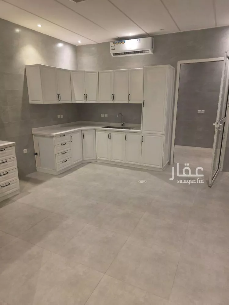 فيلا للبيع في شارع زهير بن العلاء العبسي, حي العارض, مدينة الرياض, منطقة الرياض صورة 5