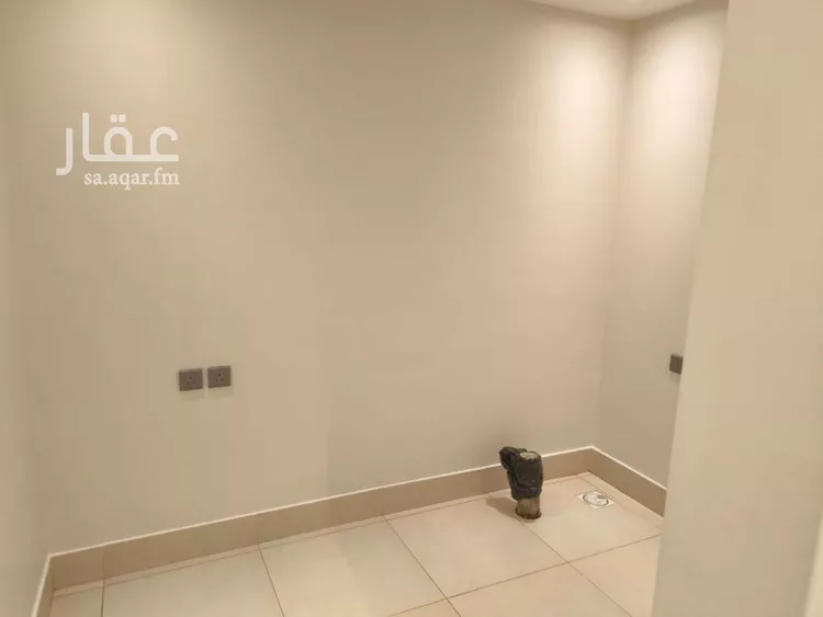شقة للإيجار في شارع محمد بن عبدالعزيز العجاجي, حي القيروان, مدينة الرياض, منطقة الرياض صورة 4