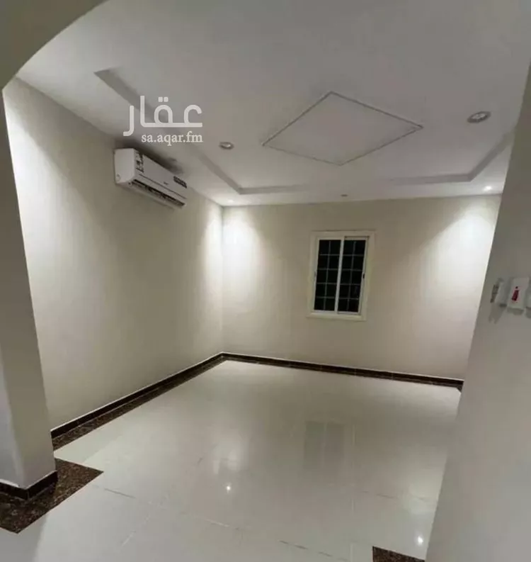فيلا للإيجار في شارع رقم 300, حي الياسمين, مدينة الرياض, منطقة الرياض صورة 2