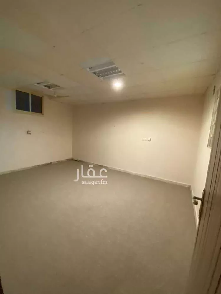 شقة للإيجار في شارع لبيد بن ربيعة, حي الزهرة, مدينة الرياض, منطقة الرياض 12