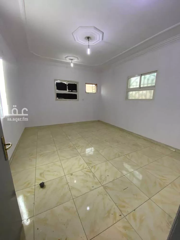 Floor for Rent in Riyadh Az Zahrah صورة 2