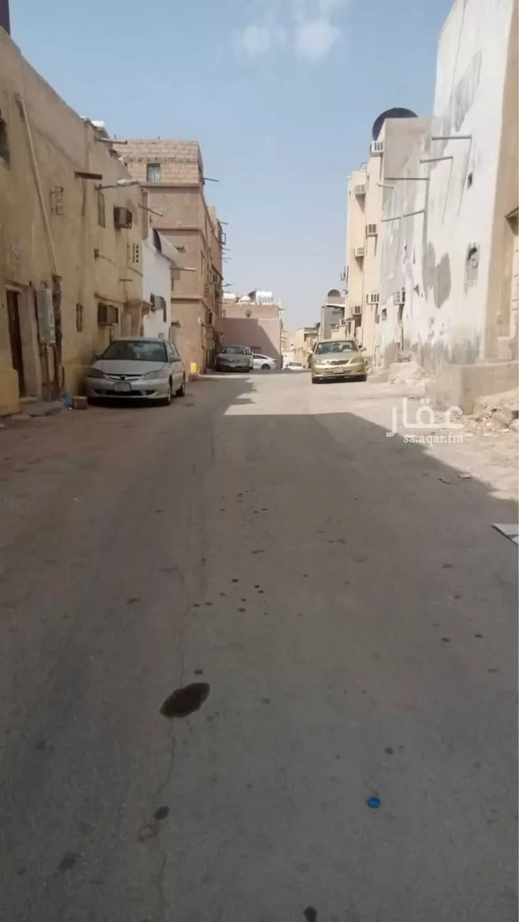 فيلا للبيع في شارع اوس العامري, حي الشميسي, مدينة الرياض, منطقة الرياض صورة 3