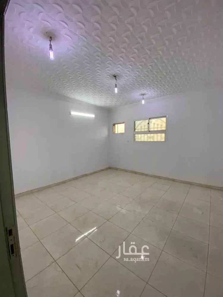 Floor for Rent in Riyadh Az Zahrah صورة 3