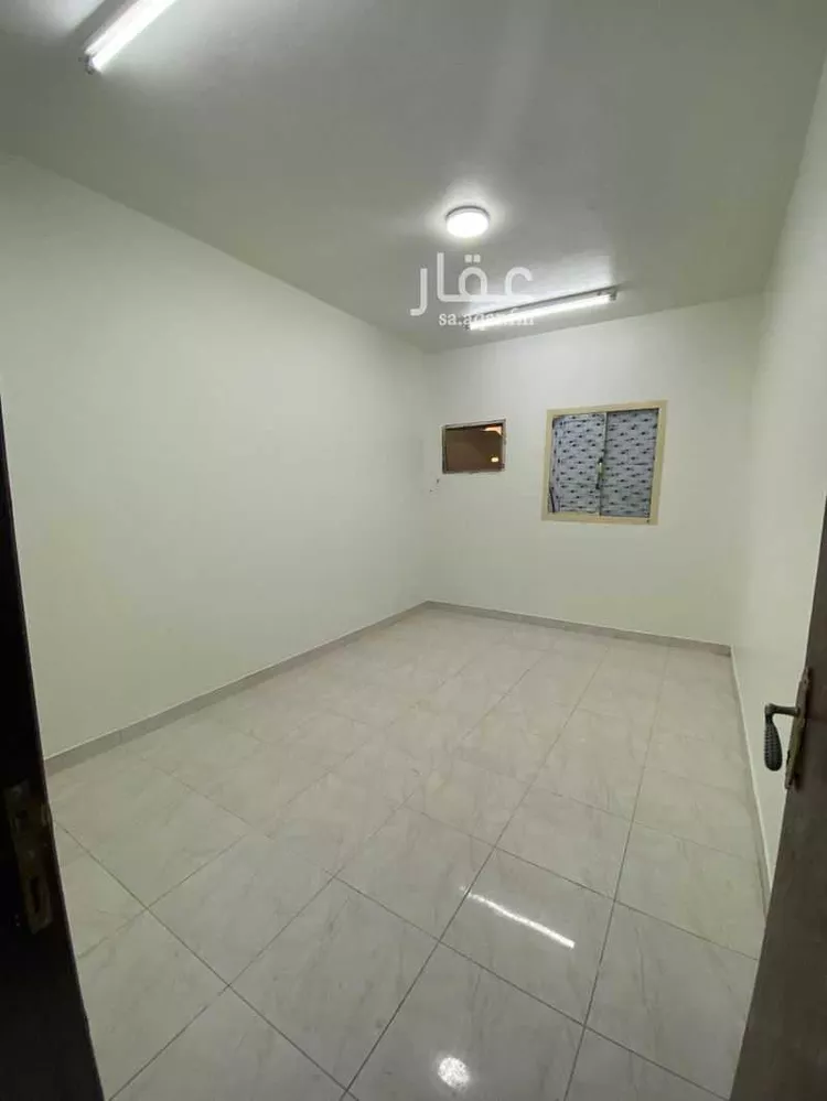 شقة للإيجار في شارع امنة بنت عنان, حي اليمامة, مدينة الرياض, منطقة الرياض صورة 2