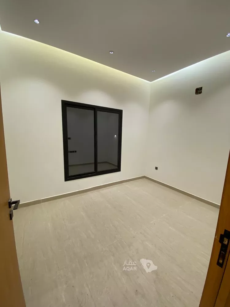 Floor for Rent in Riyadh Az Zahrah 7