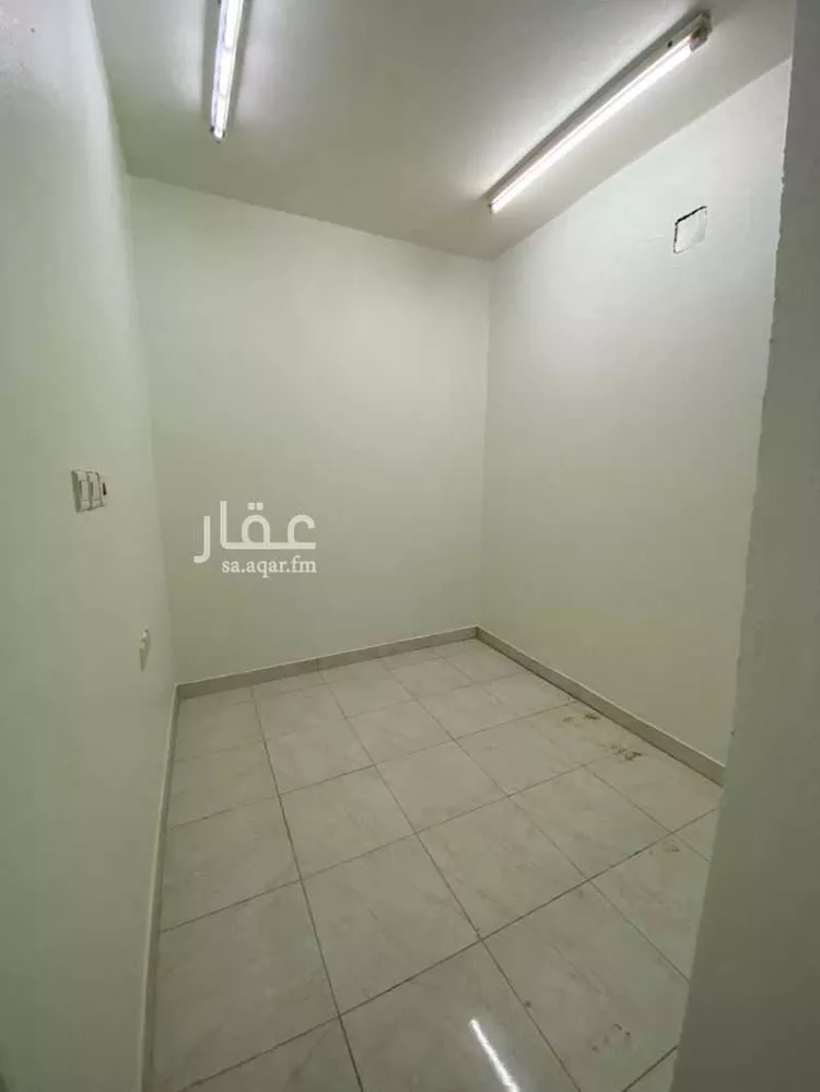 شقة للإيجار في شارع امنة بنت عنان, حي اليمامة, مدينة الرياض, منطقة الرياض صورة 5
