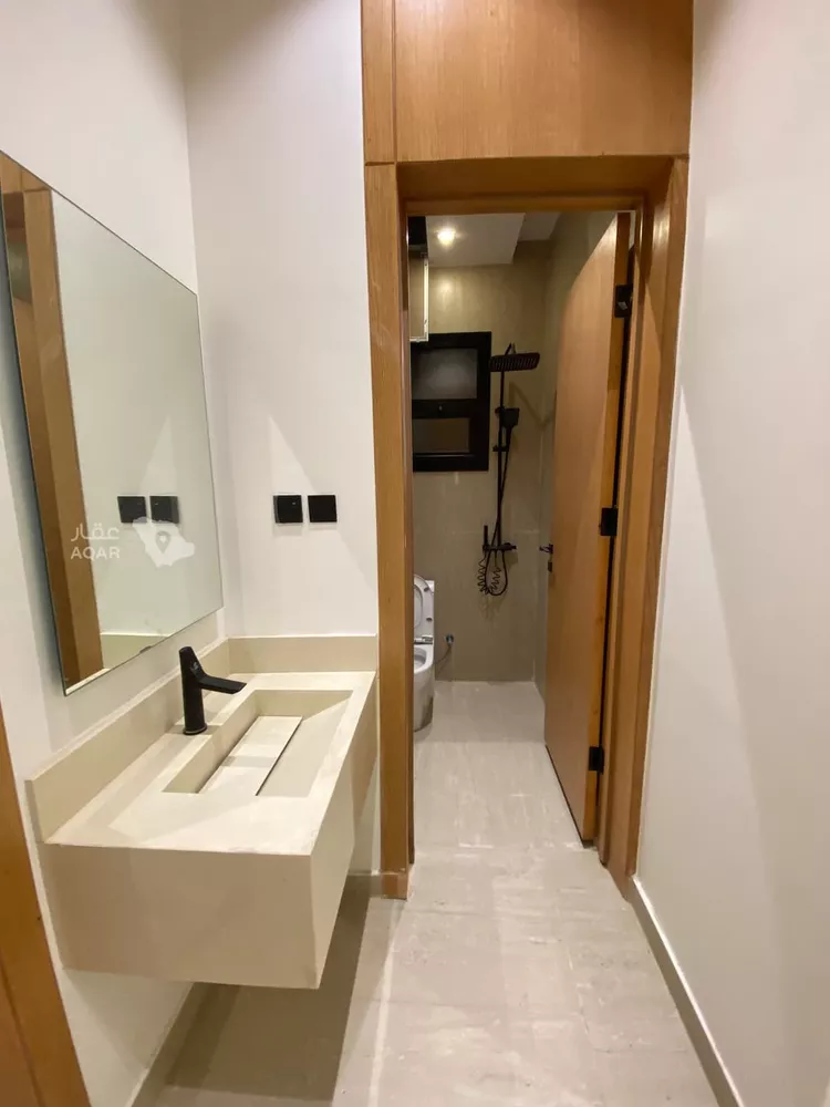 Floor for Rent in Riyadh Az Zahrah 3