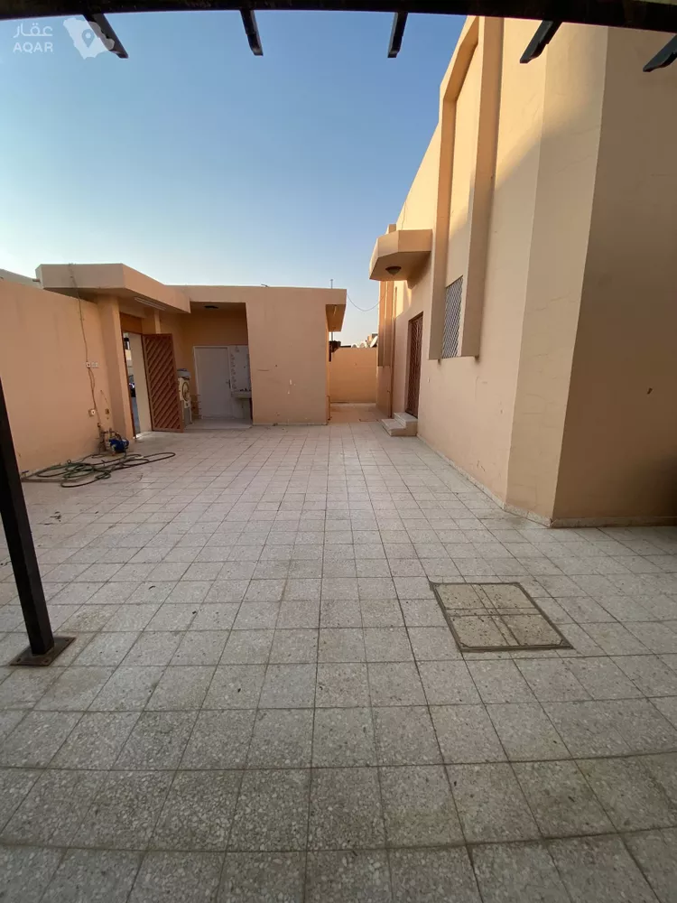 دور للإيجار في شارع ظهيرة القرشي, حي السويدي الغربي, مدينة الرياض, منطقة الرياض 11