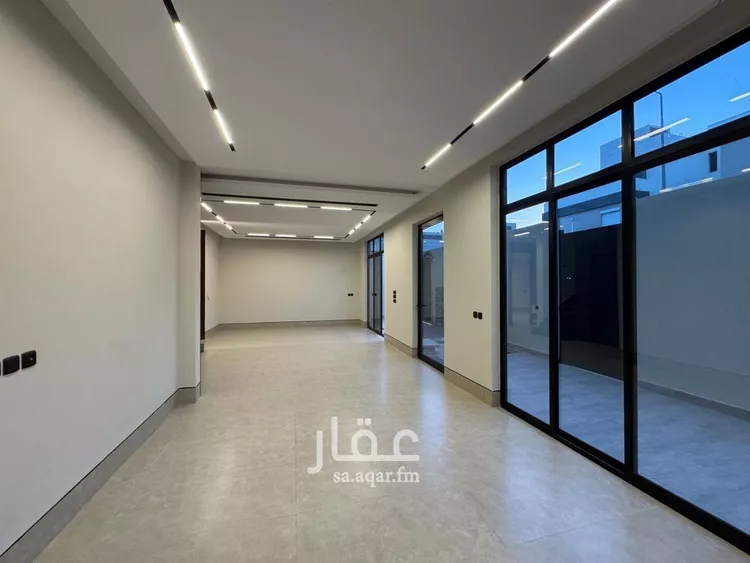 Villa for Sale in Riyadh Al Arid 9