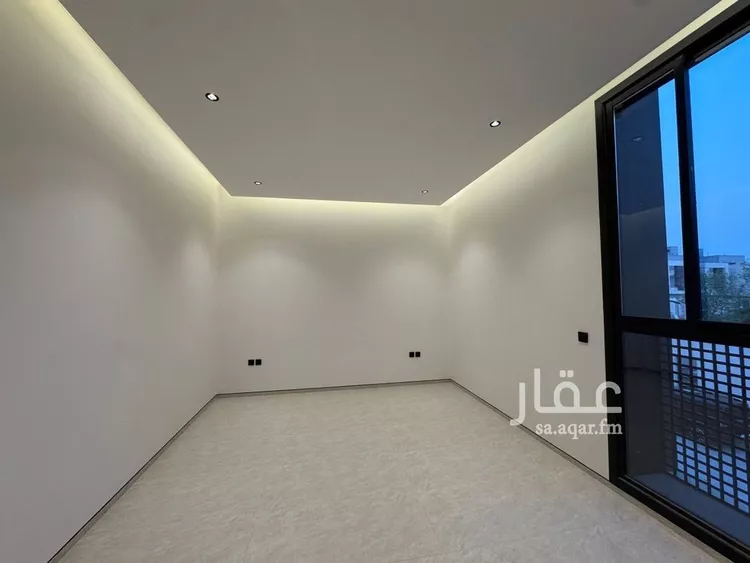 فيلا للبيع في شارع رقم 526, حي الملقا, مدينة الرياض, منطقة الرياض 13