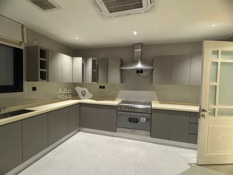 فيلا للإيجار في شارع الطاهرة, حي حطين, مدينة الرياض, منطقة الرياض 8