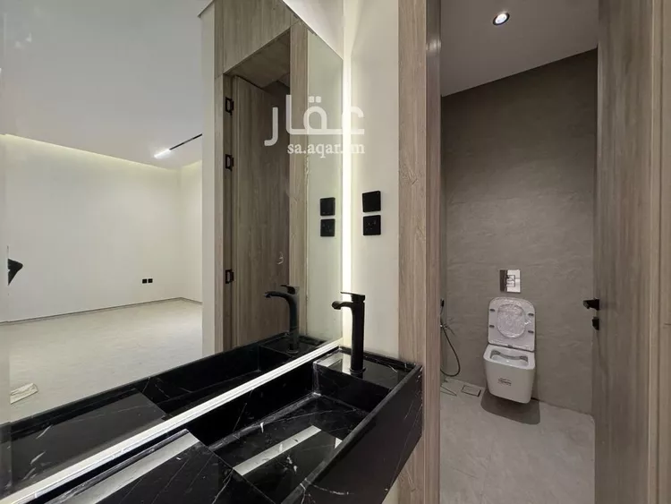 فيلا للبيع في شارع رقم 526, حي الملقا, مدينة الرياض, منطقة الرياض 6
