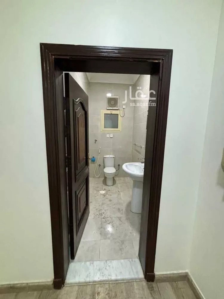 شقة للإيجار في شارع عوف بن نجوي, حي النزهة, مدينة جدة, منطقة مكة المكرمة صورة 4