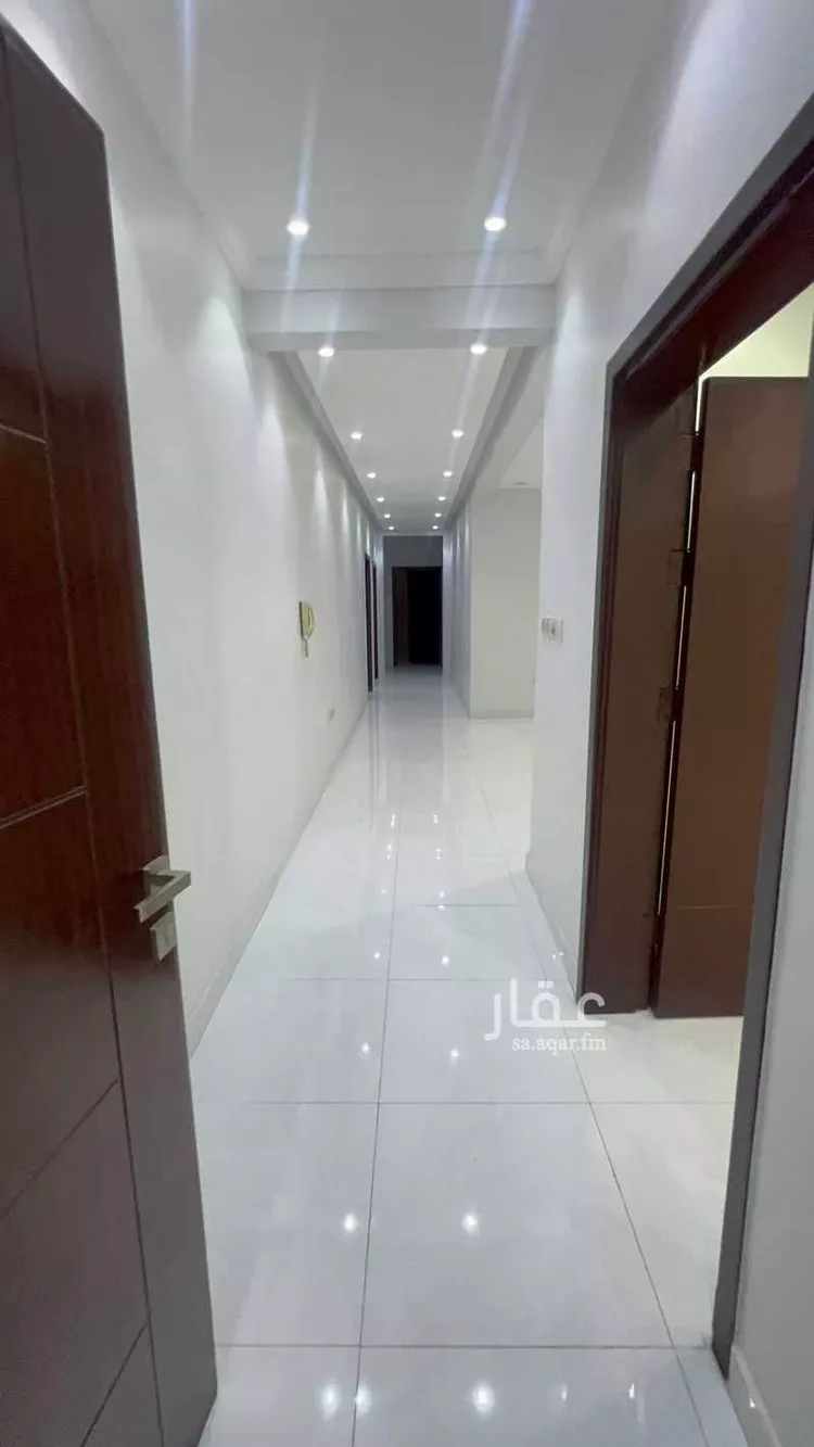 شقة للإيجار في شارع محمد المرجاني, حي الورود, مدينة جدة, منطقة مكة المكرمة صورة 3