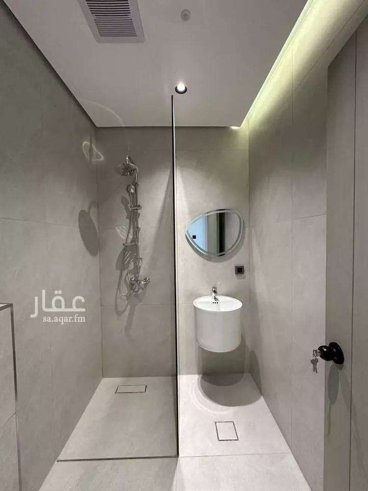 شقة للبيع في شارع الملك فهد, حي الرحمانية, مدينة الرياض, منطقة الرياض 15