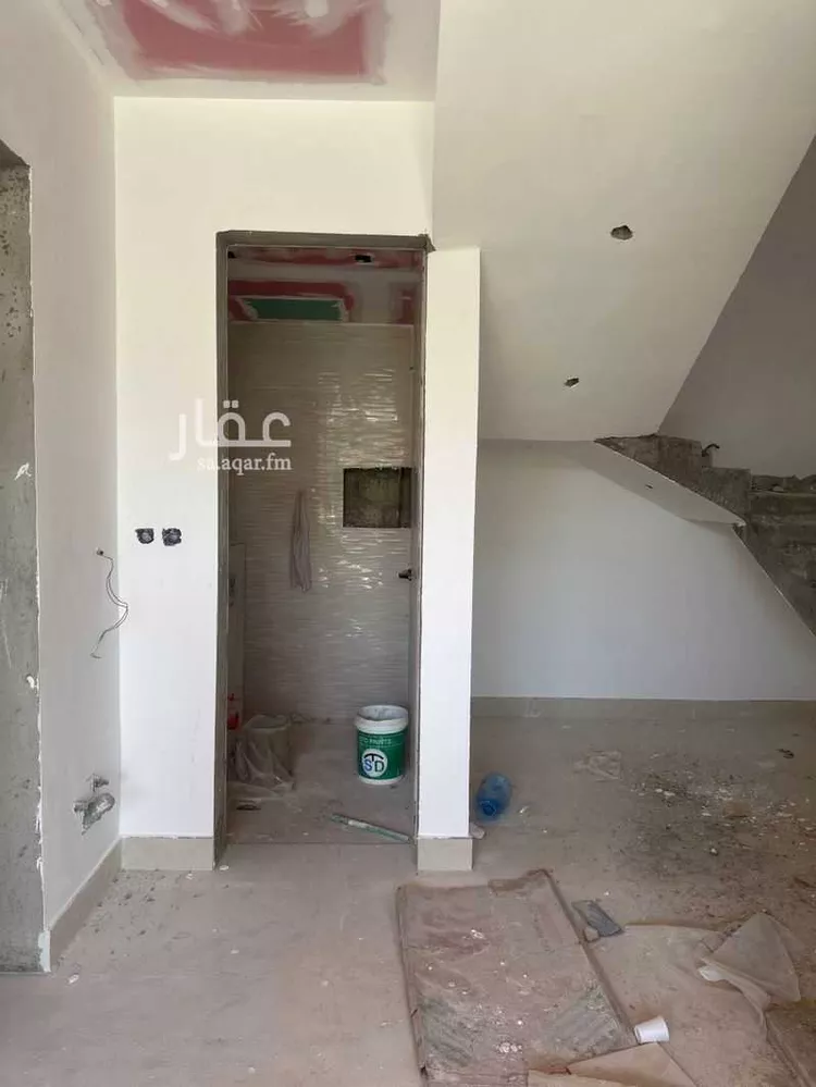 فيلا للبيع في شارع الوادى الاخضر, حي ديراب, مدينة الرياض, منطقة الرياض صورة 5