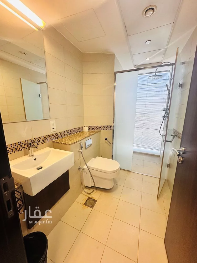 شقة للإيجار في شارع طريق الملك فهد الفرعي, حي الصحافة, مدينة الرياض, منطقة الرياض صورة 5