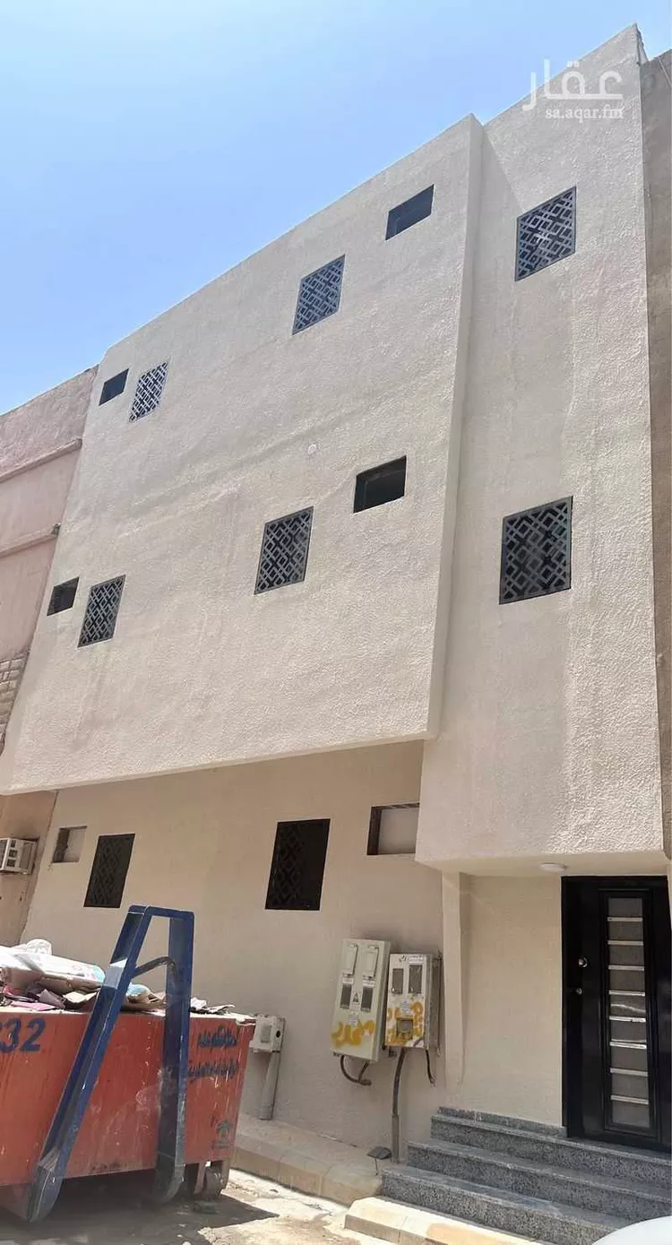 Building for Rent in Riyadh Umm Al Hamam Al Sharqi
