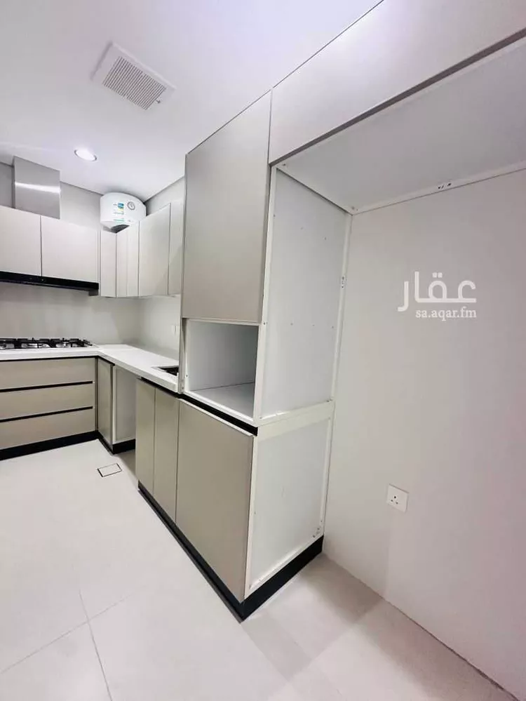 شقة للإيجار في شارع عبدالله بن خميس, حي العليا, مدينة الرياض, منطقة الرياض 7