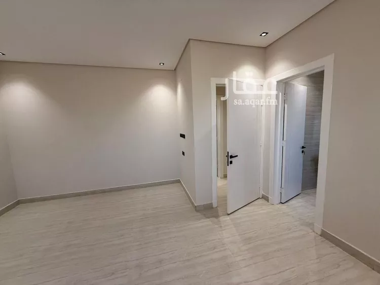 Floor for Sale in Riyadh Tuwaiq 12