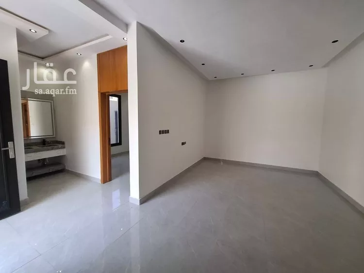 Floor for Sale in Riyadh Tuwaiq 10