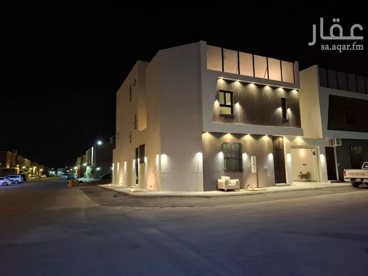 فيلا للبيع في شارع رقم 81, حي ظهرة لبن, مدينة الرياض, منطقة الرياض صورة 2