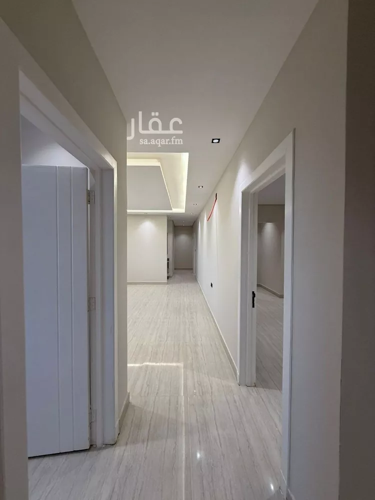 Floor for Sale in Riyadh Tuwaiq 13