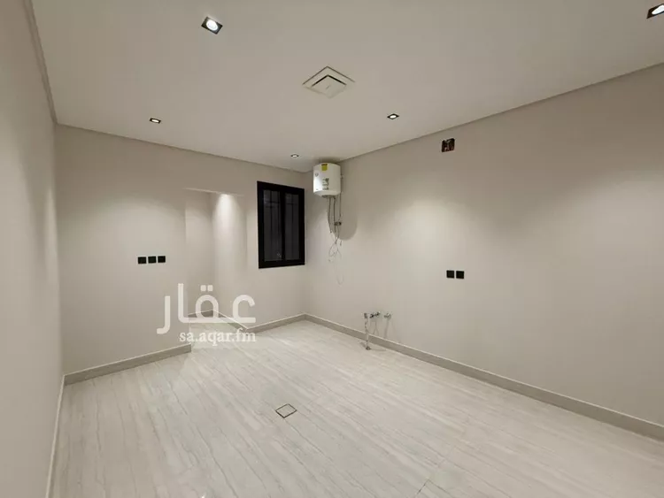 Floor for Sale in Riyadh Tuwaiq 14