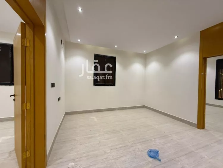 فيلا للبيع في شارع أبي الحسين الرضي, حي طويق, مدينة الرياض, منطقة الرياض 13
