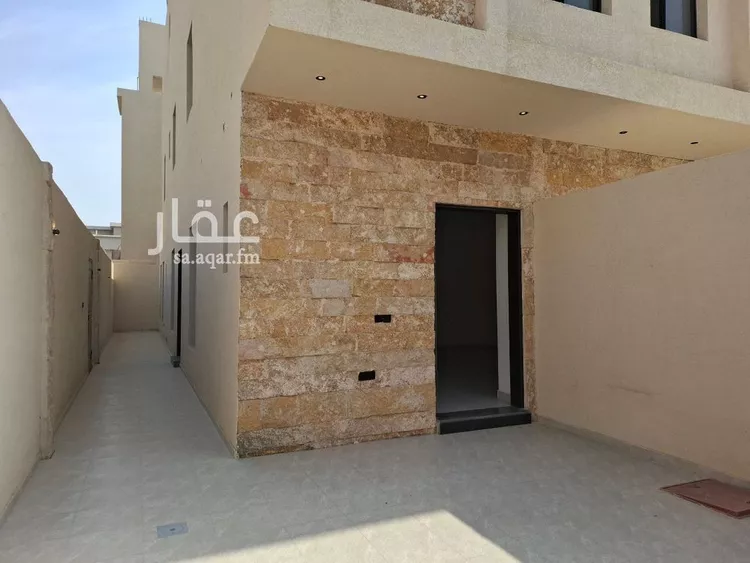 Floor for Sale in Riyadh Tuwaiq صورة 3