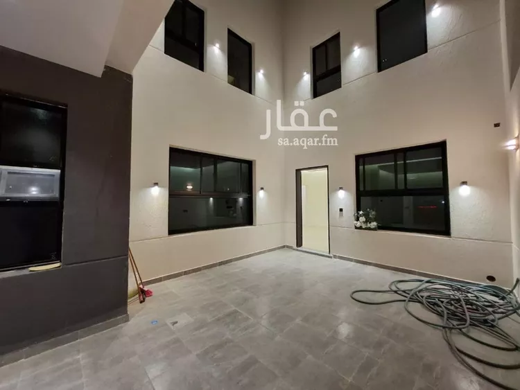 فيلا للبيع في شارع رقم 81, حي ظهرة لبن, مدينة الرياض, منطقة الرياض صورة 4