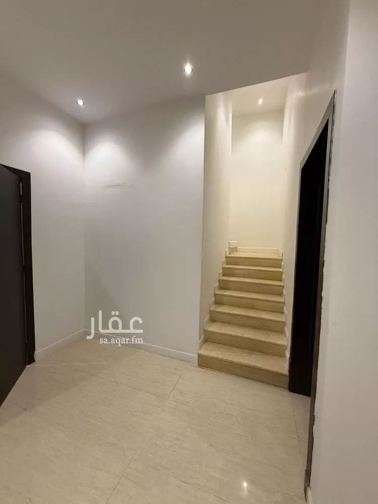 Villa for Sale in Riyadh Tuwaiq 18